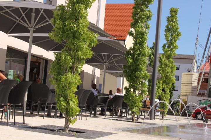 Drexel`s Parkhotel am Schloss Krumbach Exteriör bild